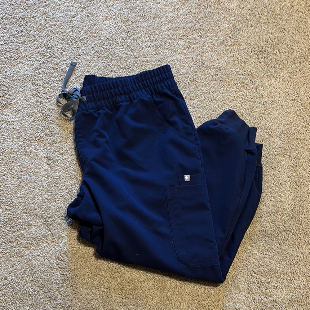 Figs relaxed jogger scrub pants Navy blue